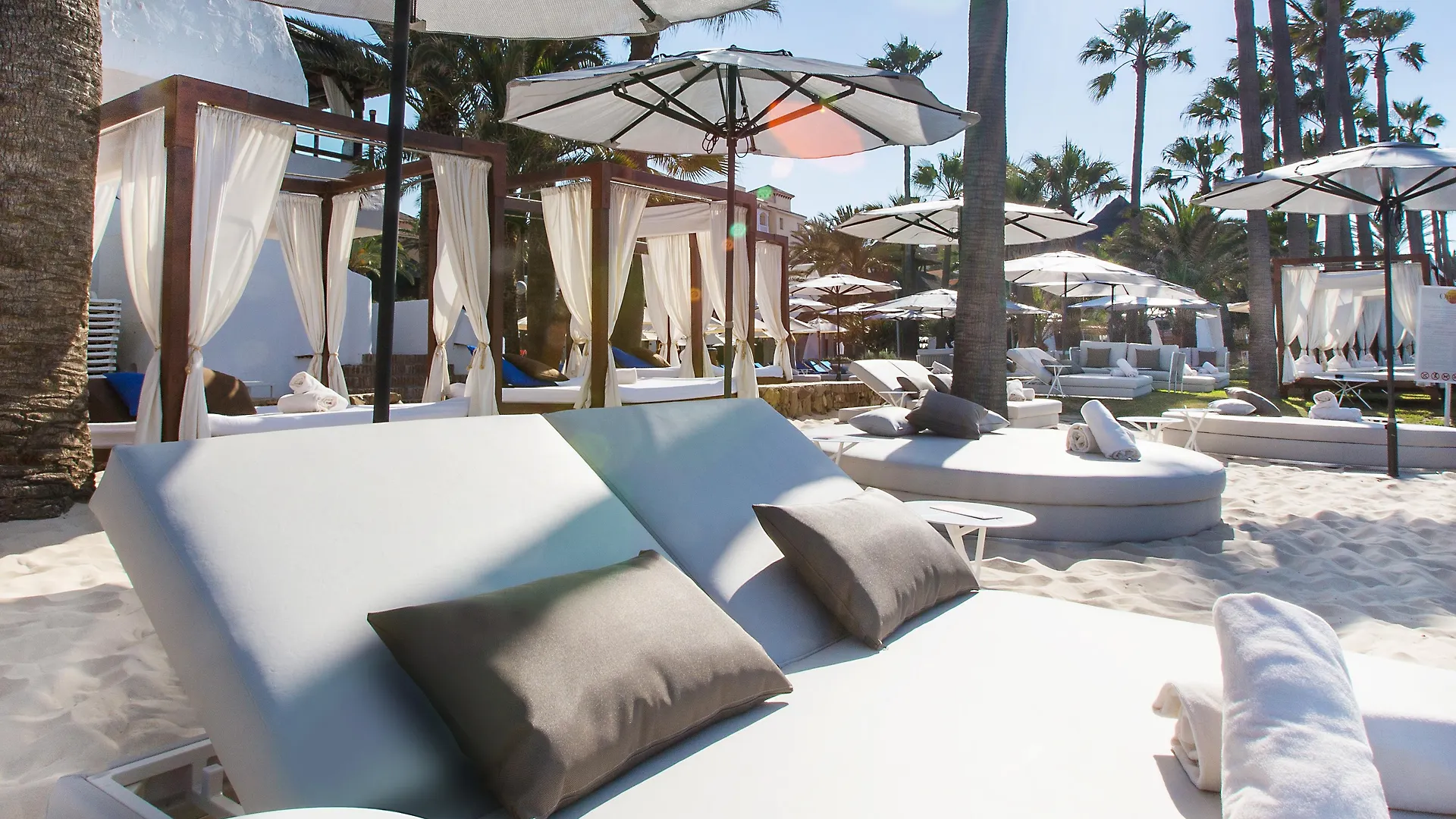 Hotel The Oasis By Don Carlos Resort (Adults Only) Marbella